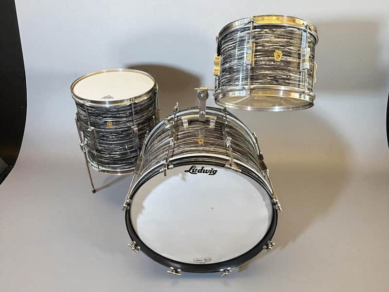 Ludwig No. 996-1 Club Date Outfit 8x12" / 14x14" / 14x20" Drum Set with Keystone Badges 1964 - 1968 - Oyster Black Pearl image 1