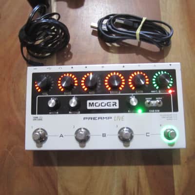 Mooer Preamp LIVE 2018 - White image 1