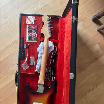 Vintage 1969 Fender Stratocaster - MINT image 12