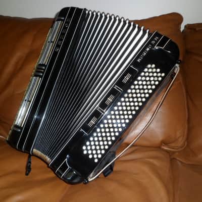 Professional concert Hohner Morino piano accordion LMMH,  dry tuned, 20",  Condition 9+ / 10. image 7