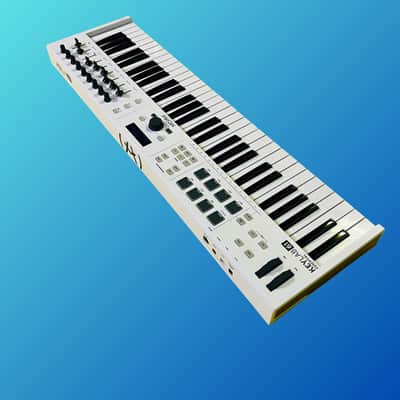Arturia KeyLab Essential 61 MIDI Controller image 3