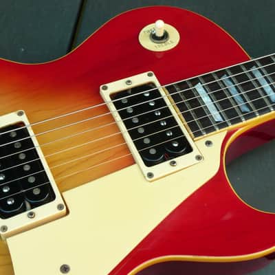 Greco EG700R Single Cut Away 1976 Red Sunburst+Gig Bag FREE image 3
