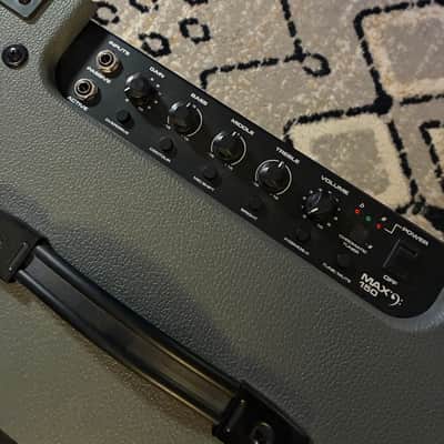 Peavey MAX 150 150-Watt 1x12" Bass Combo 2018 - Present - Gray / Black image 3
