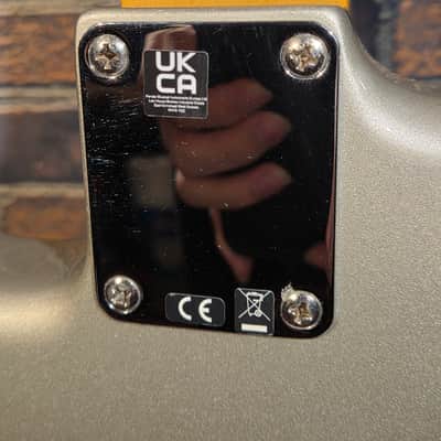 Fender 2024 Robert Cray Artist Series Signature Stratocaster Inca Silver w/ American Vintage '62 Reissue Pickguard image 18