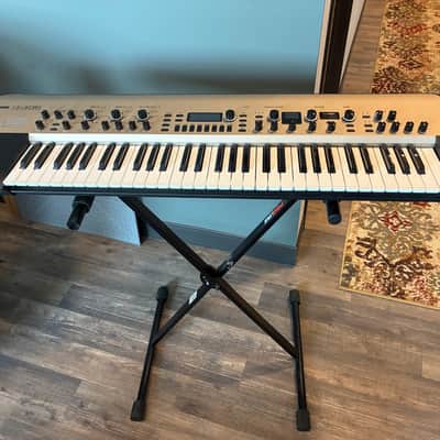 Korg KingKORG 61-Key Analog Modeling Synthesizer 2016 - Black/Tan image 6