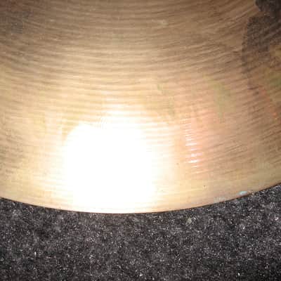 Zildjian A 16" Crash Cymbal - READ 1980's image 6