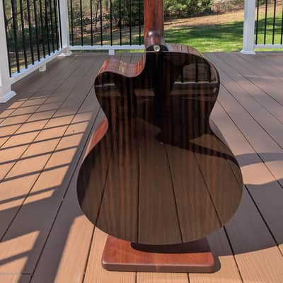 Alvarez ABT710CEARSHB Artist Series Acoustic-Electric Baritone Guitar Regular Shadow Burst image 2