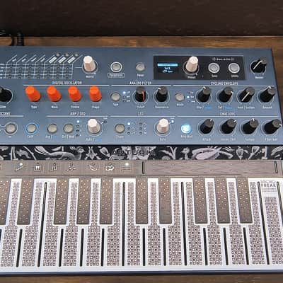 Arturia MicroFreak 25-Key Algorithmic Synthesizer 2019 - Present - Black image 2