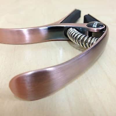 Haze DC06 Top Grade Zinc Alloy Acoustic/Classical Guitar Capo,Bronze+3 Free Picks image 8