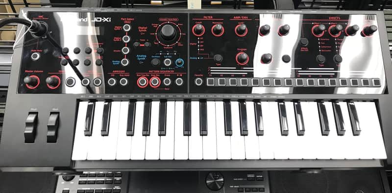 Roland JD-Xi Synthesizer image 1