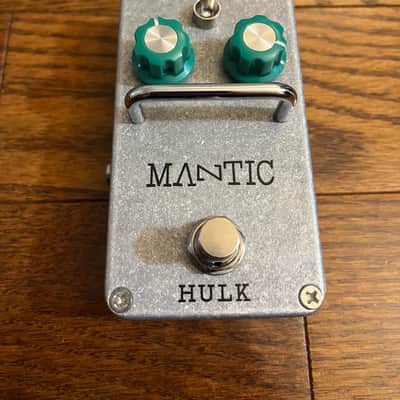 Mantic Hulk (2010s - Silver) image 1