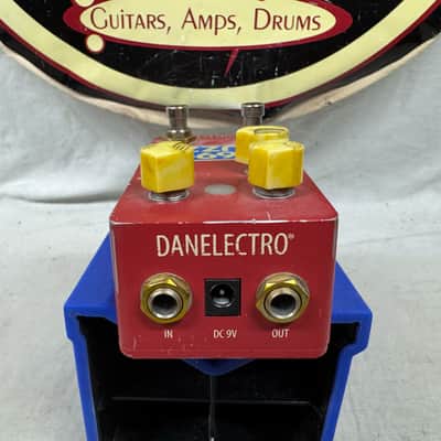 Danelectro 3699 Fuzz Pedal image 5