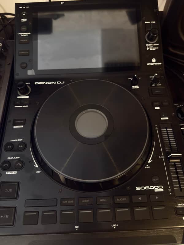 2 x Denon SC6000 + 2 X Decksavers Prime Professional DJ Media Player Black image 1