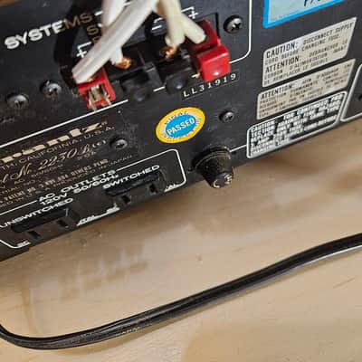Marantz Model 2230B 30-Watt Stereo Solid-State Receiver 1972 - 1974 - Silver image 3
