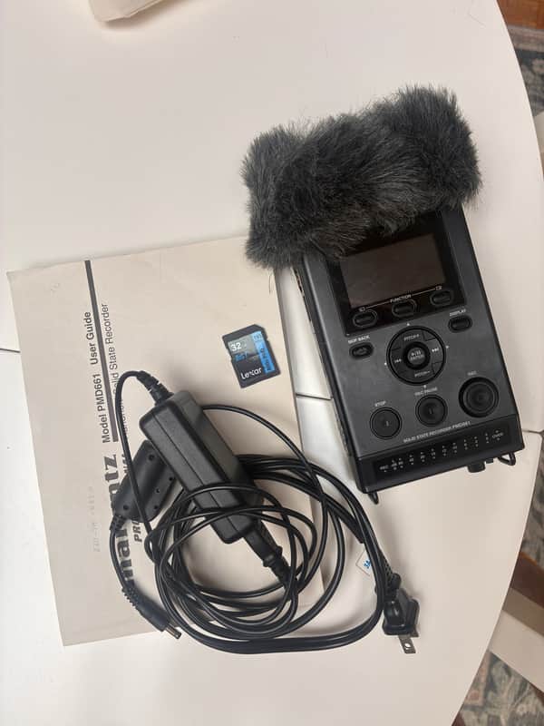 Marantz PMD661 2-Channel Handheld Solid State Digital Recorder 2010s - Black image 1