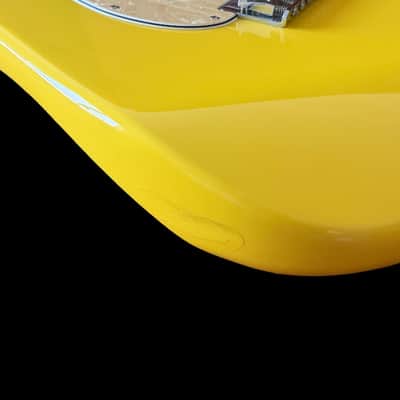 Original 2002 Fender Limited Tom Delonge Stratocaster Graffiti Yellow image 6