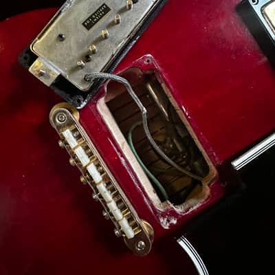 Gibson ES-355 with Maestro Vibrola 1964 Cherry 100% Original image 7