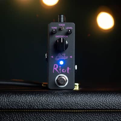 Suhr Riot Mini Distortion Pedal, Black Edition image 3