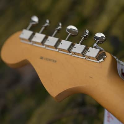 Fender American Professional Classic Jazzmaster® - 3-Color Sunburst image 9