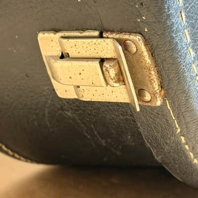 Vintage-Style Unbranded Chipboard Hardshell Parlor Guitar Case image 13