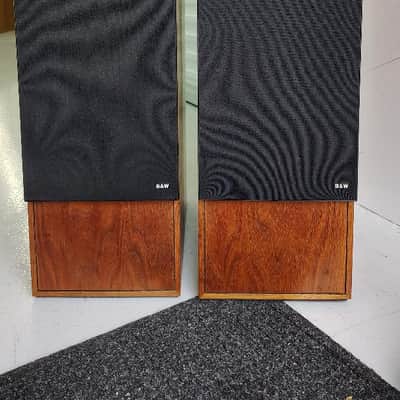 B&W Matrix 3 Series 2 speakers in excellent condition - 1980's image 2