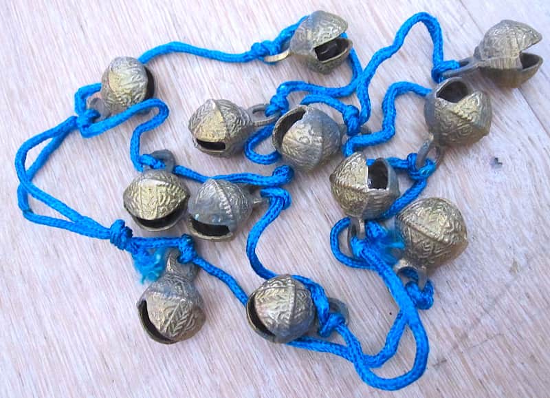 12 Bell String - NOS image 1