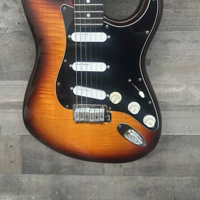 Fender Ultra Stratocaster 1997  Tobacco Burst image 1