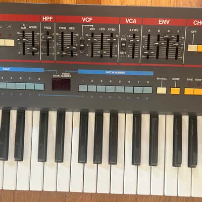 Roland Juno-106 61-Key Programmable Polyphonic Synthesizer 1984 - 1985 - Black image 8