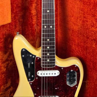 Fender Jaguar with Rosewood Fretboard 1966 - White Blonde Refin 8.2lbs image 3