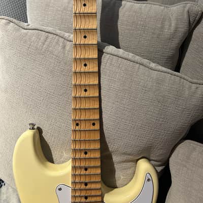 Scallop fret board  style  Vintage White Alder Body Maple Neck 2026 - Vintage white/ yellow image 2