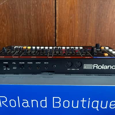 Roland JU-06A Boutique Series Juno Sound Module w/ box image 6