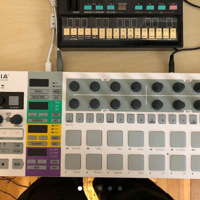 Arturia BeatStep Pro Controller & Sequencer image 2