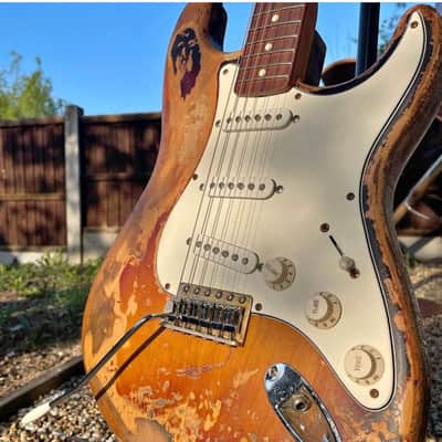 Stevie Ray Vaughan Stratocaster®, Pau Ferro Fingerboard, 3-Color image 3