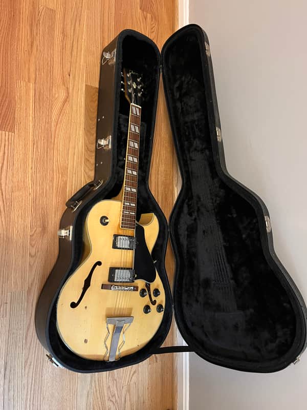 Fujigen Lawsuit copy of Gibson 2355-M Single Cutaway Archtop 1971 - 1977 - Natural image 1