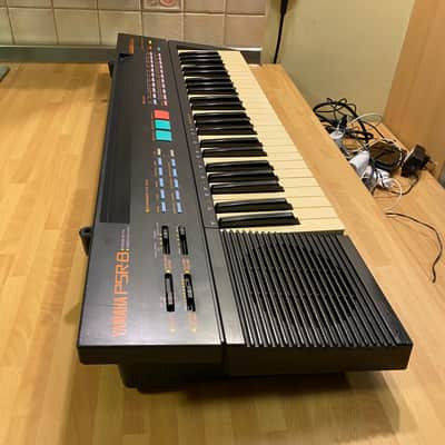 Yamaha PSR-8 - vintage 90s - Made in Japan