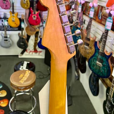 Fender American Vintage II 1961 Stratocaster®, Rosewood Fingerboard, Olympic White image 14