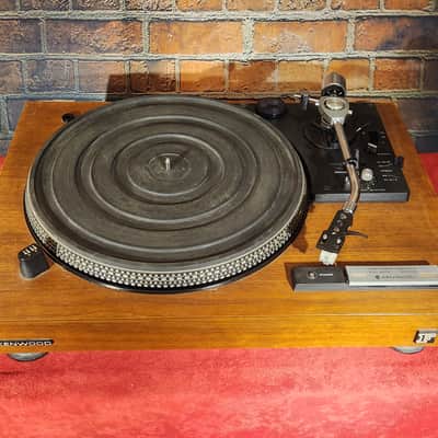 Kenwood KD-5033 Direct Drive Turntable Wood Finish New Cartridge And Needle-Local Pick Up Only image 1