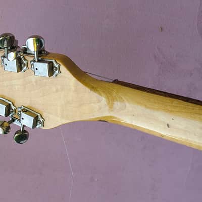 Rickenbacker 450/12 1966 Mapleglo with genuine case image 11