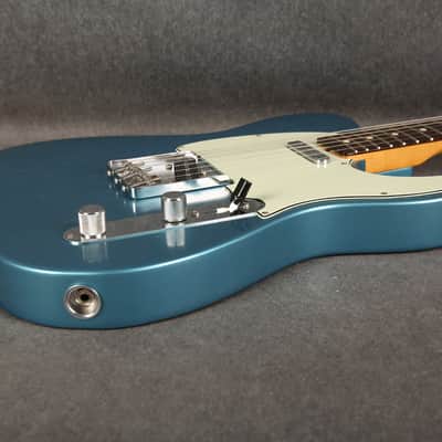 Fender Vintera II Road Worn 60s Telecaster - Lake Placid Blue - 2nd Hand image 13