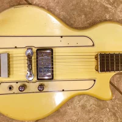 1963 National / Airline / Valco / Supro Town and Country image 3