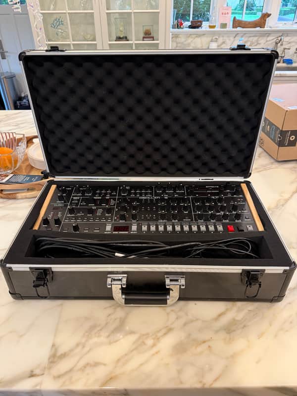 Sequential Trigon-6 Desktop 6-Voice Polyphonic Synthesizer