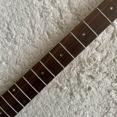 Dean 5 String Bass Maple Wood Neck, Rosewood Fingerboard, Silver Tuning Pegs image 13
