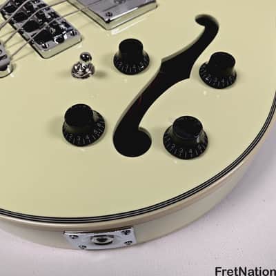 Warwick RockBass Star Bass 4-String Bass Solid Creme White 32" Scale 8.34lbs #569789-25 image 8
