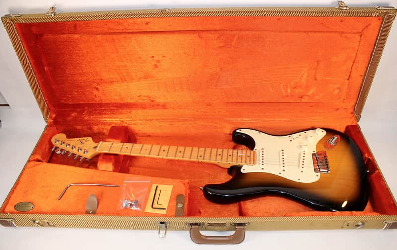 2005 Fender US Stratocaster Deluxe • 2005 • Tobacco Sunburst • Excellent Original Condition • Original Tweed Case image 1