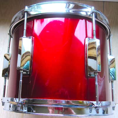 10" x 8" Yamaha Tom Drum - Vintage image 3
