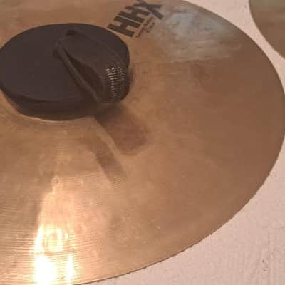 Sabian 18"  HHX Synergy Medium hand crash Cymbals (pair) concert marching 2000's image 3