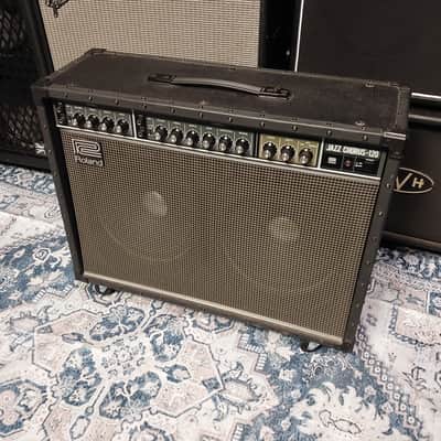 Roland JC-120 Jazz Chorus 2-Channel 120-Watt 2x12" Guitar Combo image 1
