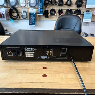 Yamaha T-85 AM/FM Stereo Tuner image 7