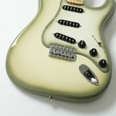 Fender Limited Edition Made in Japan Antigua Stratocaster 2019 image 3