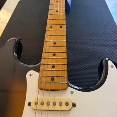 Fender ST57-53 1994 - Tobacco Sunburst image 3